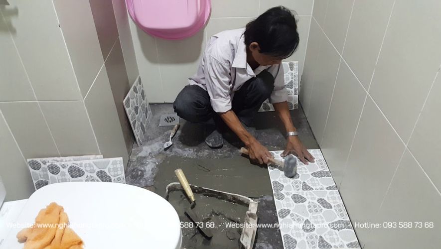 Dịch vụ cải taooj nhà vệ sinh cũ