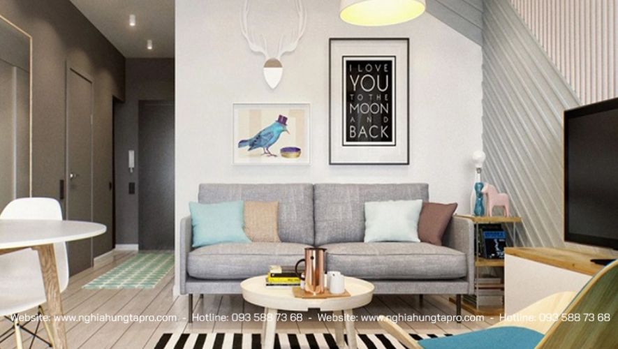Phòng khách nhỏ nhưng rất sinh động nhờ thiết kế trang trí đa dạng phong phú