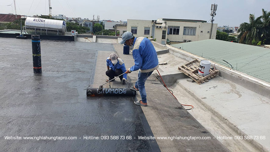 Chống thấm trần nhà bằng phương pháp khò nóng