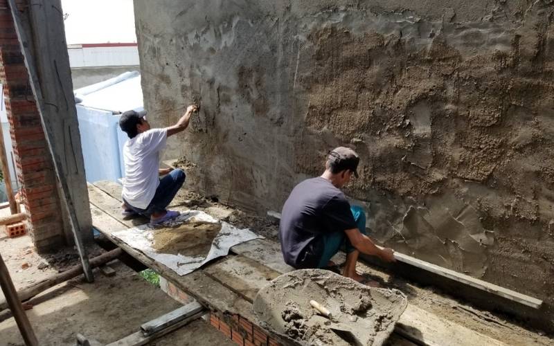 Hướng dẫn tô tường đúng cách chỉ với 4 bước dành cho thợ nghề và chủ đầu tư